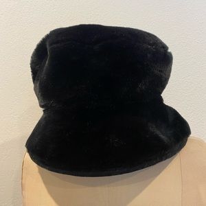 1990s bucket hat | oversized faux fur bucket hat